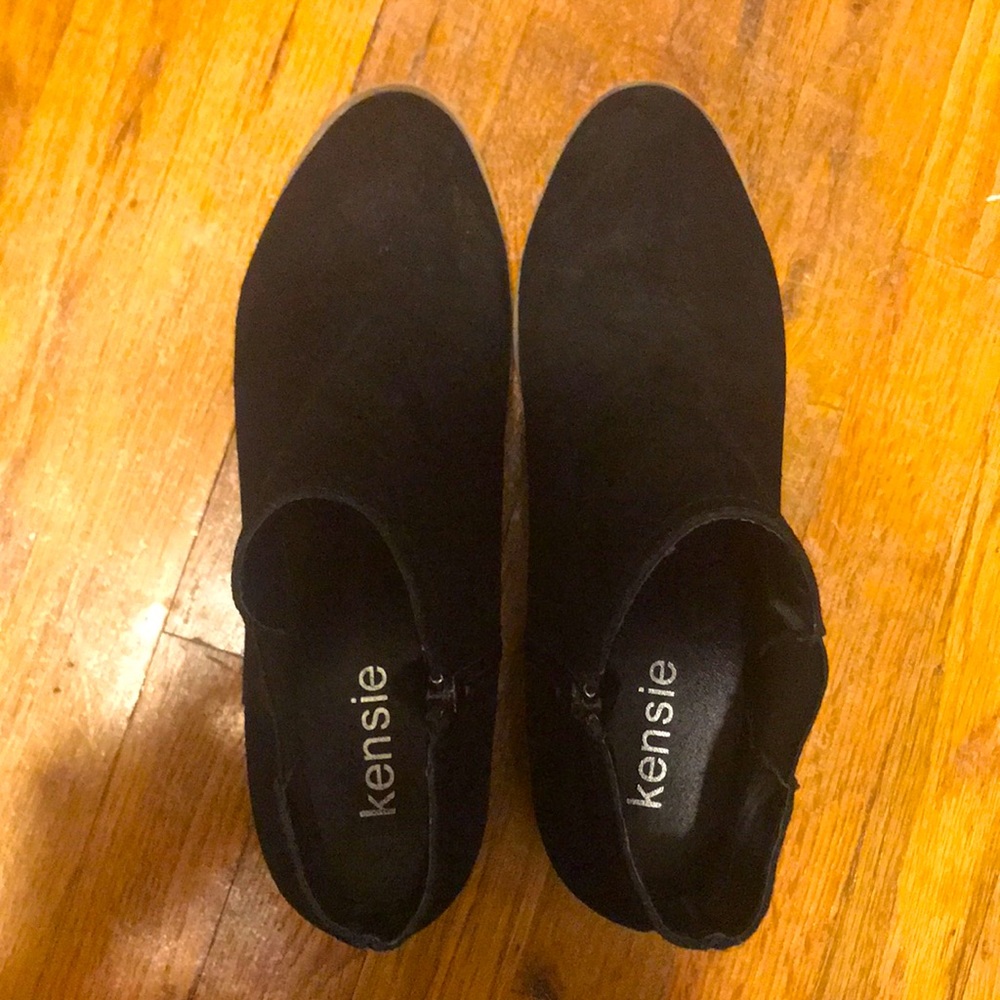 Kensie Garry Suede Booties
